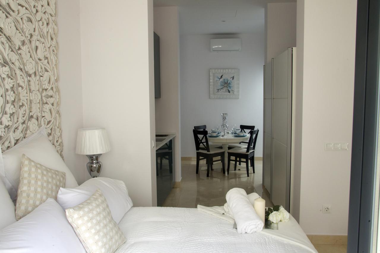 Panther Home Luxury Dreams Sevilla Exteriör bild