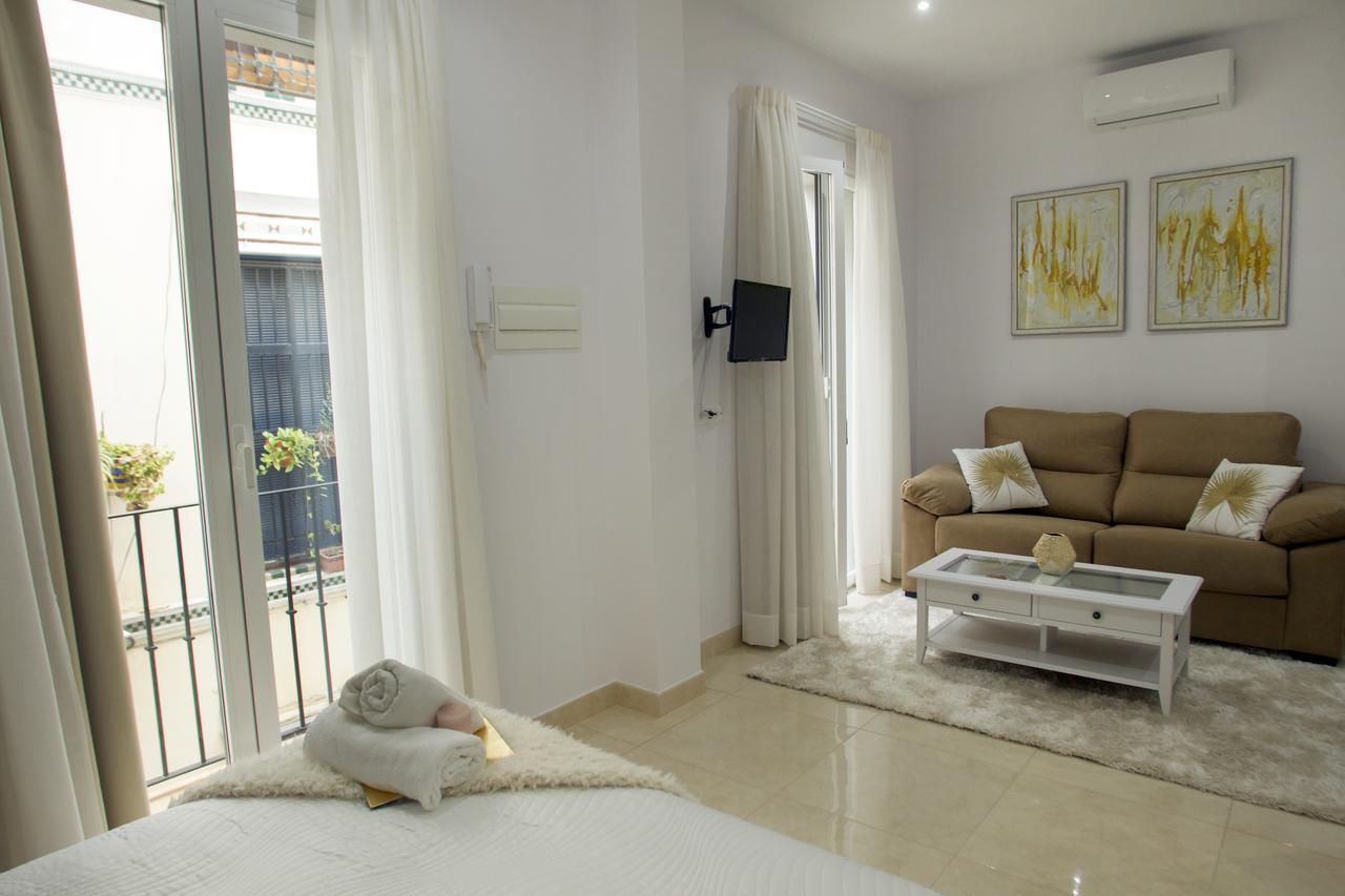 Panther Home Luxury Dreams Sevilla Exteriör bild