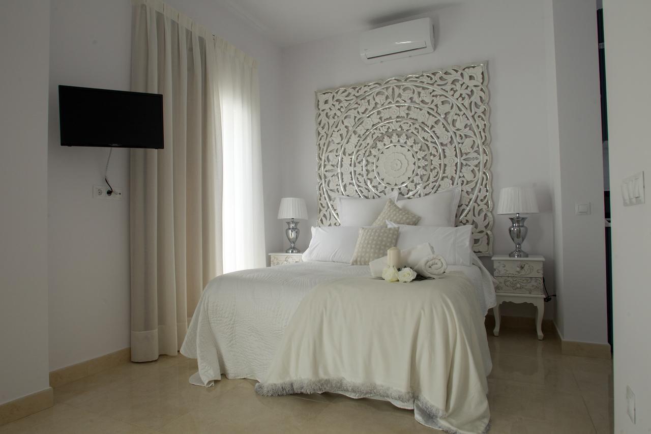 Panther Home Luxury Dreams Sevilla Exteriör bild