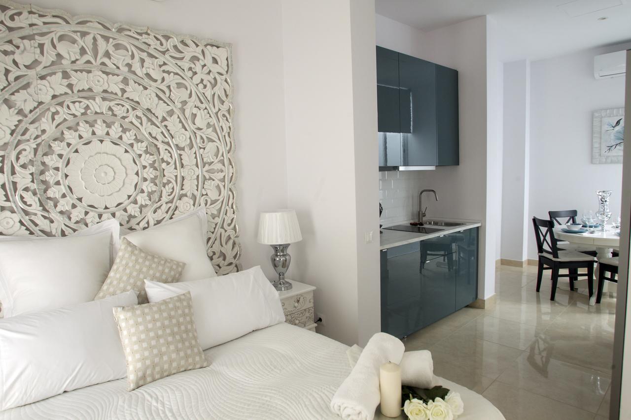 Panther Home Luxury Dreams Sevilla Exteriör bild