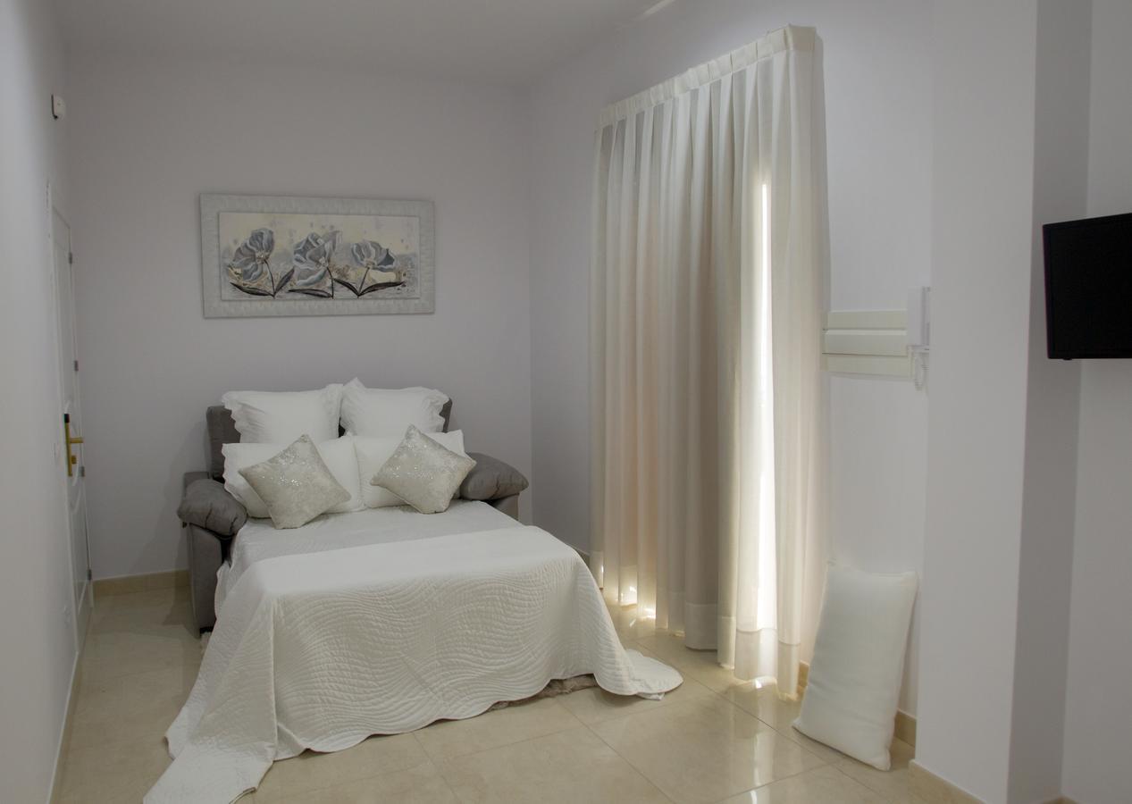 Panther Home Luxury Dreams Sevilla Exteriör bild